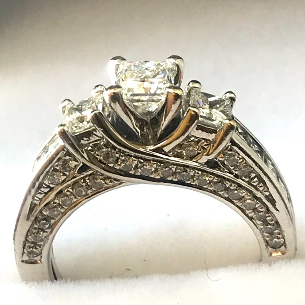 TOLKOWSKY 14k White Gold Princess Cut Diamond Engagement  Anniversary Ring